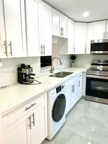 501 NE 14th Avenue Hallandale Beach FL 33009