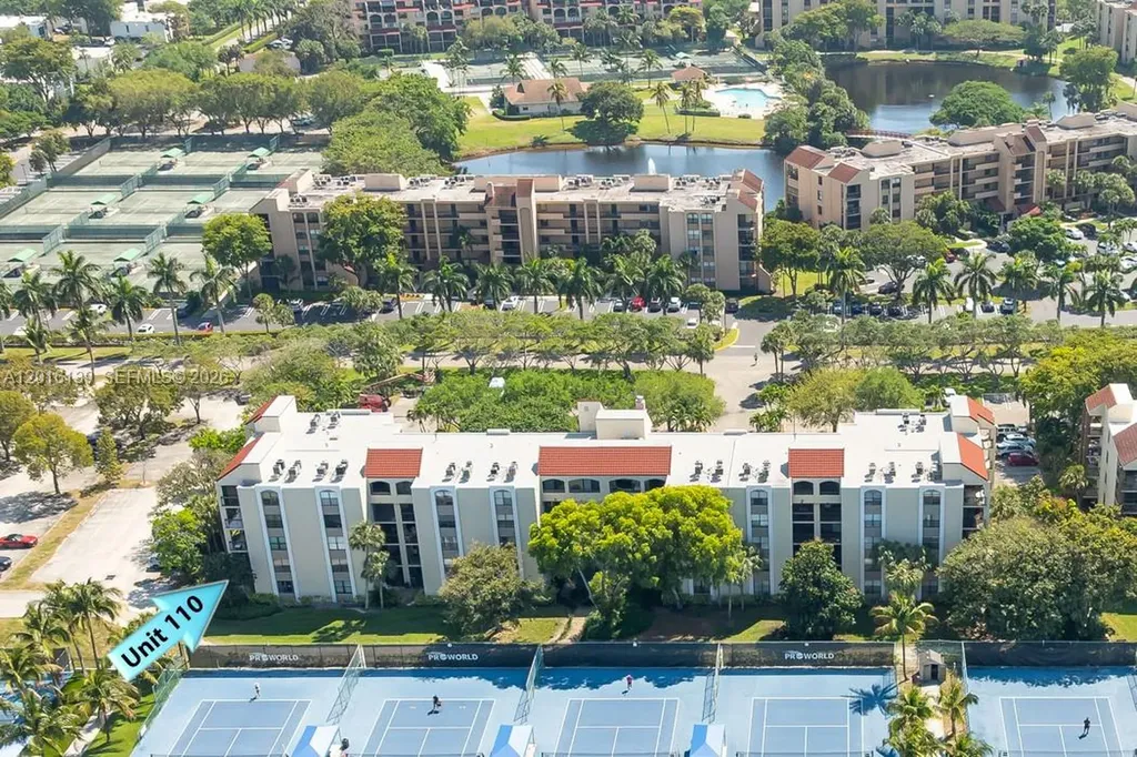825 Egret Circle Delray Beach FL 33444