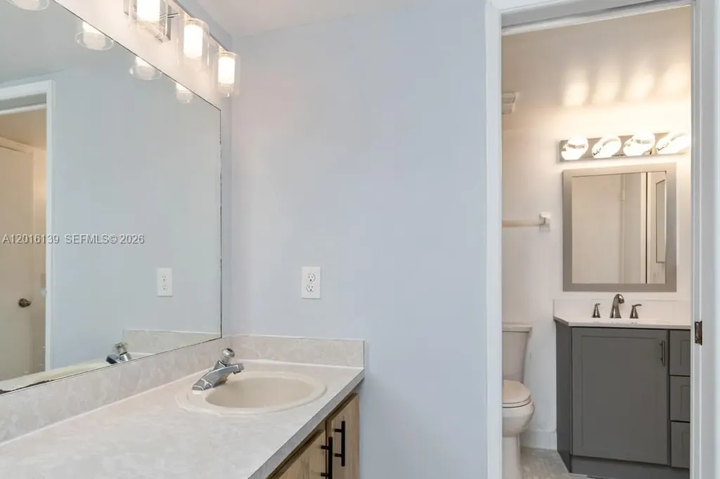 825 Egret Circle Delray Beach FL 33444