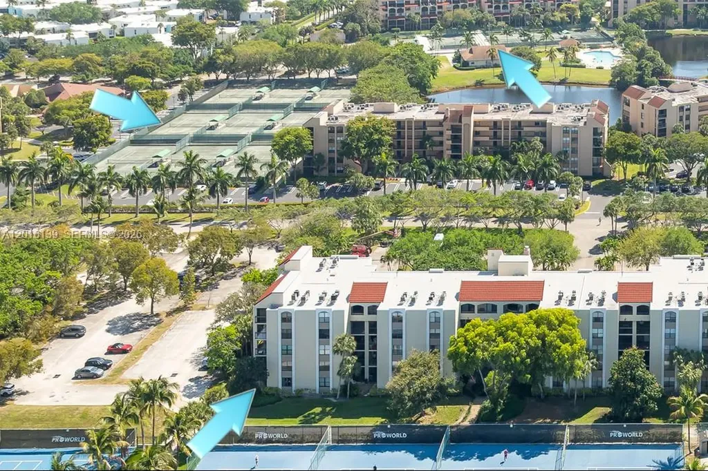 825 Egret Circle Delray Beach FL 33444