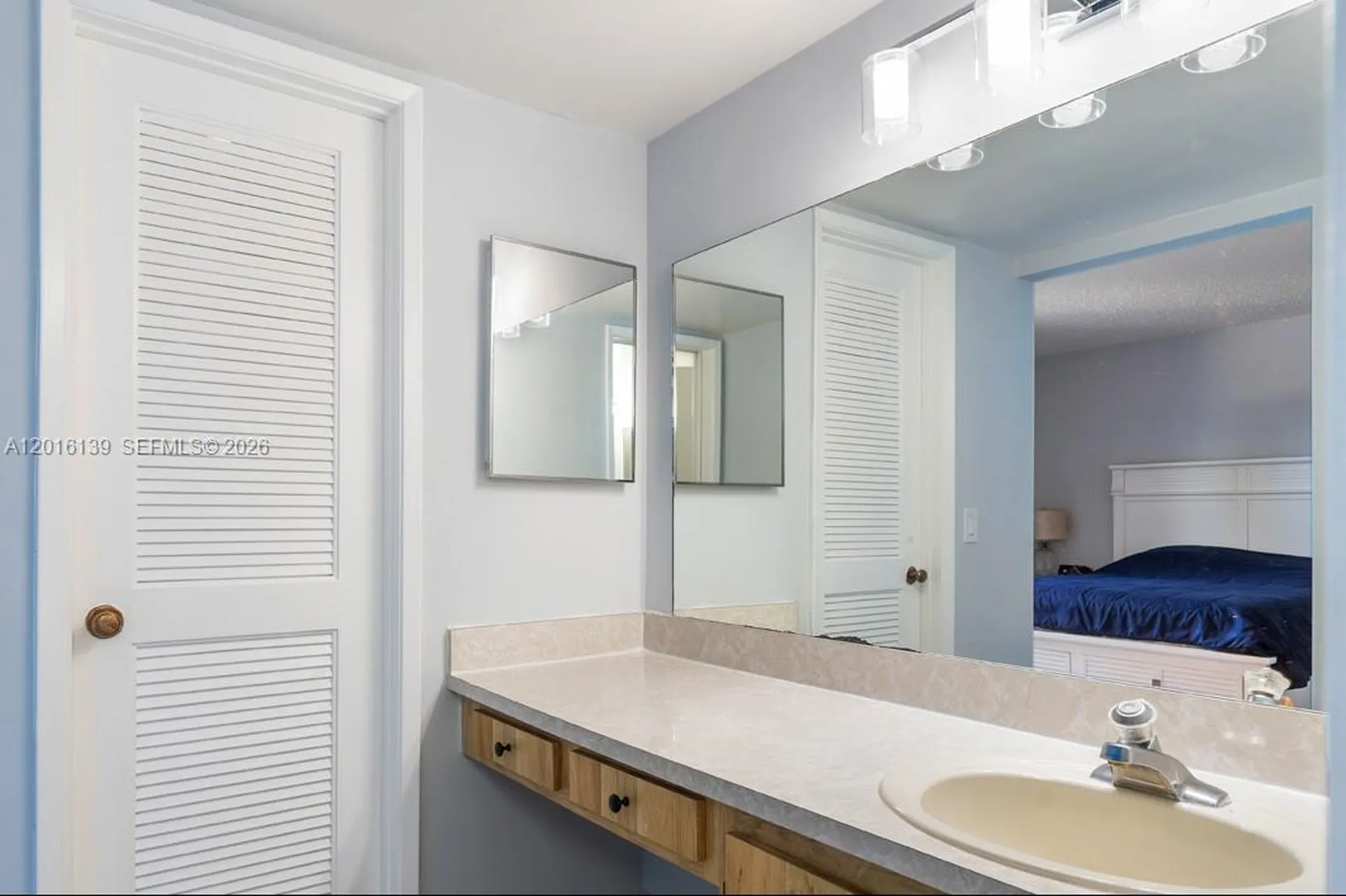 825 Egret Circle Delray Beach FL 33444
