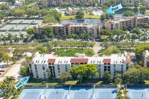 825 Egret Circle Delray Beach FL 33444
