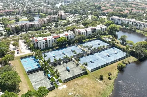 825 Egret Circle Delray Beach FL 33444