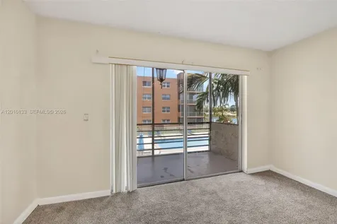 3048 E Sunrise Lakes Drive Sunrise FL 33322