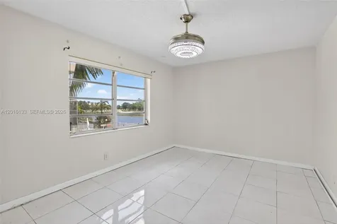 3048 E Sunrise Lakes Drive Sunrise FL 33322