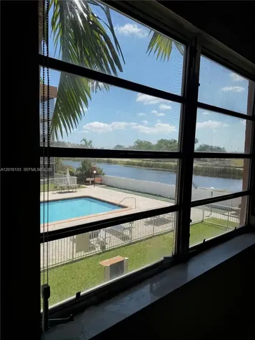3048 E Sunrise Lakes Drive Sunrise FL 33322