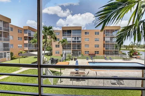 3048 E Sunrise Lakes Drive Sunrise FL 33322