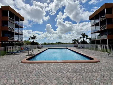 3048 E Sunrise Lakes Drive Sunrise FL 33322