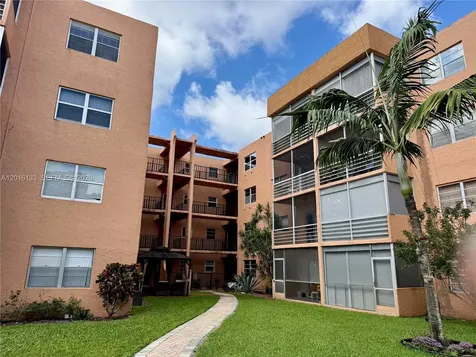 3048 E Sunrise Lakes Drive Sunrise FL 33322