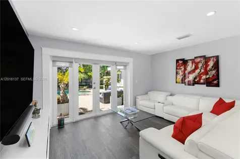 2010 Alamanda Drive North Miami FL 33181
