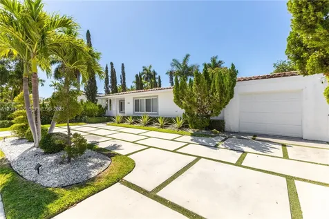 2010 Alamanda Drive North Miami FL 33181