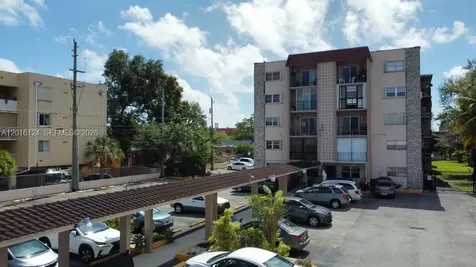 3640 NW 9th Street Miami FL 33125