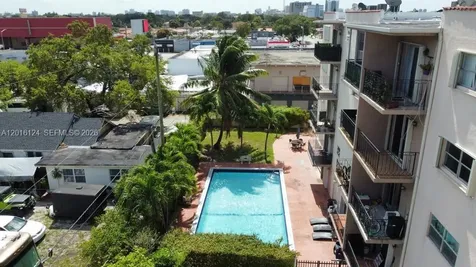 3640 NW 9th Street Miami FL 33125