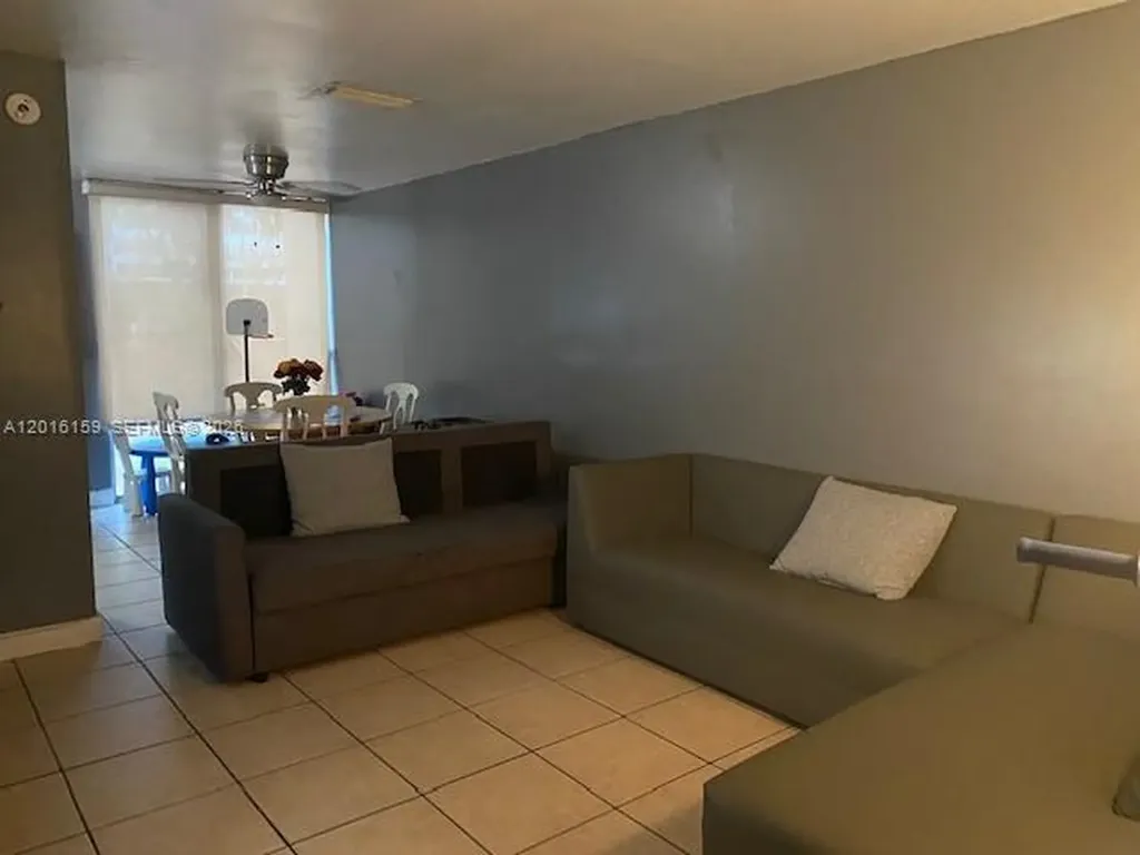 6166 SW 68th Street South Miami FL 33143