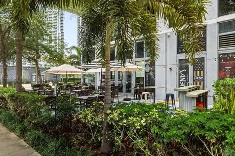 31 SE 6th Street Miami FL 33131