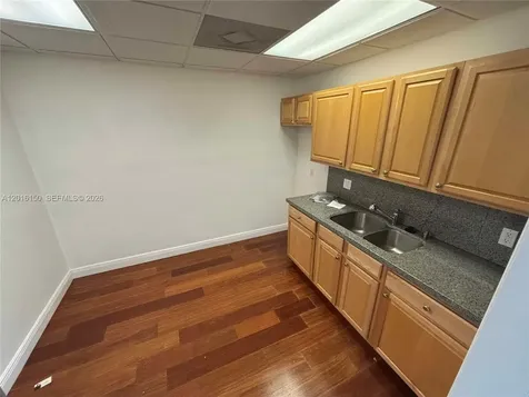 2727 E Oakland Park Boulevard Fort Lauderdale FL 33306