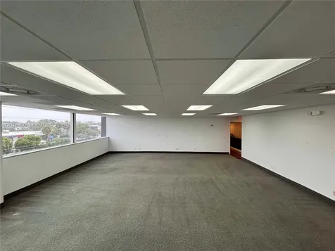 2727 E Oakland Park Boulevard Fort Lauderdale FL 33306