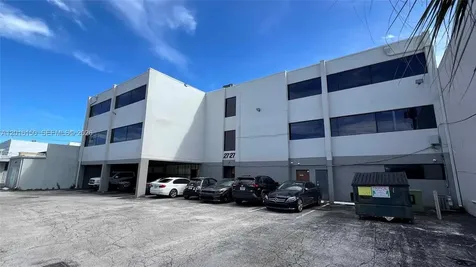 2727 E Oakland Park Boulevard Fort Lauderdale FL 33306