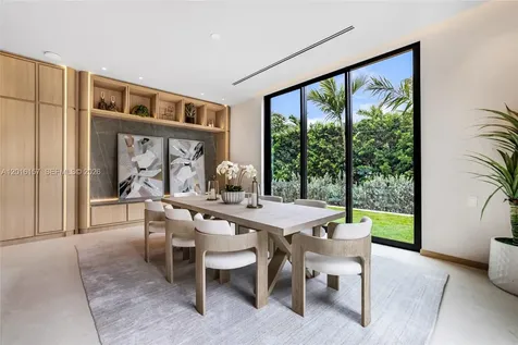 4550 N Jefferson Avenue Miami Beach FL 33140