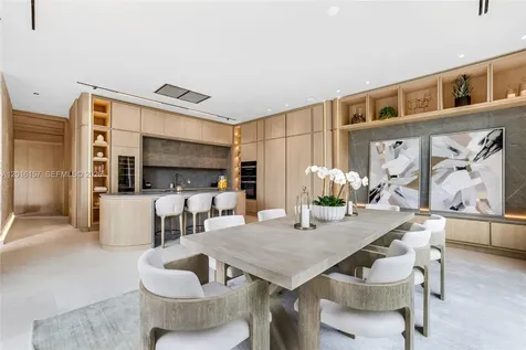 4550 N Jefferson Avenue Miami Beach FL 33140