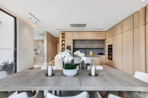 4550 N Jefferson Avenue Miami Beach FL 33140