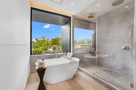 4550 N Jefferson Avenue Miami Beach FL 33140