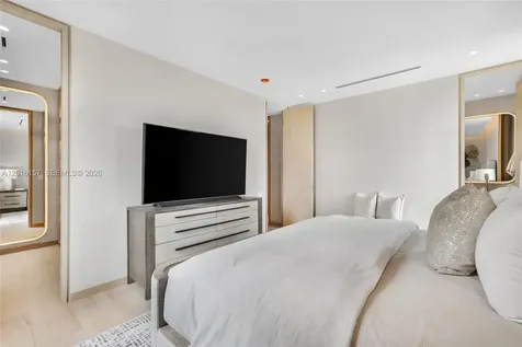 4550 N Jefferson Avenue Miami Beach FL 33140