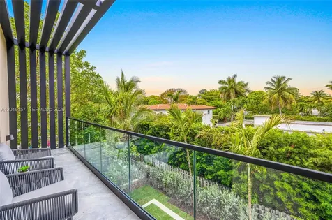 4550 N Jefferson Avenue Miami Beach FL 33140