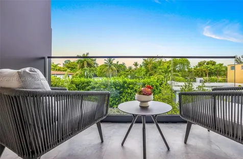 4550 N Jefferson Avenue Miami Beach FL 33140