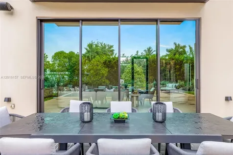 4550 N Jefferson Avenue Miami Beach FL 33140