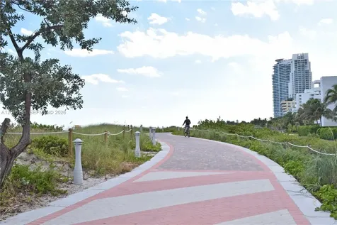 401 Ocean Drive Miami Beach FL 33139