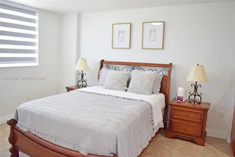 401 Ocean Drive Miami Beach FL 33139