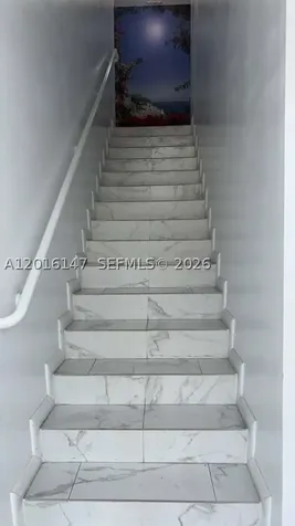 3872 Grand Avenue Miami FL 33133