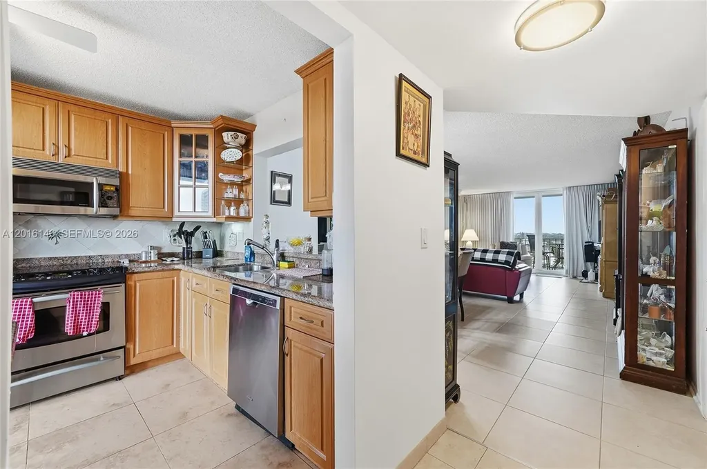 521 N Riverside Drive Pompano Beach FL 33062
