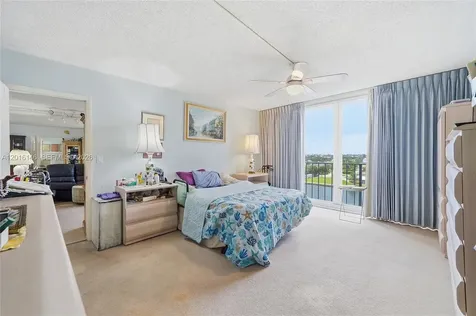 521 N Riverside Drive Pompano Beach FL 33062