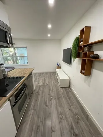 1555 Pennsylvania Avenue Miami Beach FL 33139