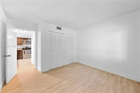 5201 Orduna Drive Coral Gables FL 33146
