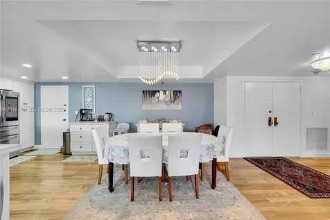 11113 Biscayne Boulevard Miami FL 33181
