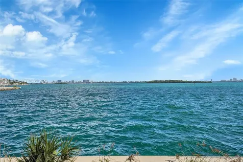 11113 Biscayne Boulevard Miami FL 33181