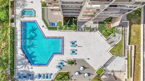 11113 Biscayne Boulevard Miami FL 33181