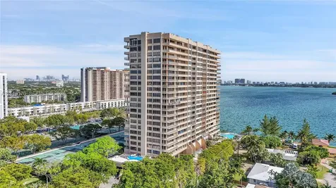 11113 Biscayne Boulevard Miami FL 33181