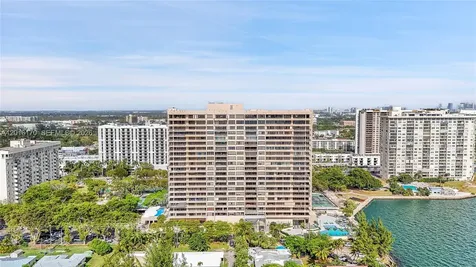 11113 Biscayne Boulevard Miami FL 33181