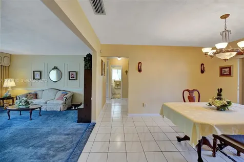 1330 NW 122nd Avenue Pembroke Pines FL 33026