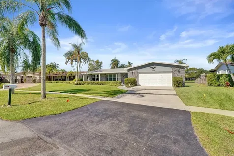 1330 NW 122nd Avenue Pembroke Pines FL 33026