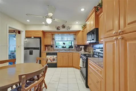 1330 NW 122nd Avenue Pembroke Pines FL 33026