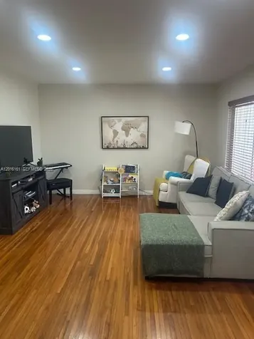 322 Fluvia Avenue Coral Gables FL 33134