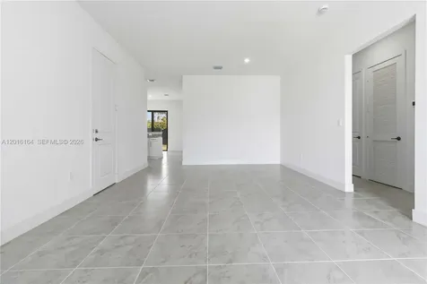 18901 SW 316th Terrace Homestead FL 33030
