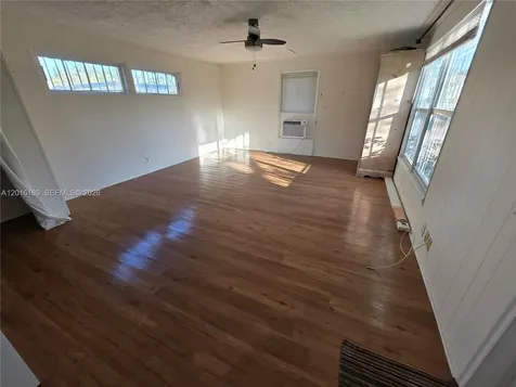 811 NE 14th Court Fort Lauderdale FL 33304