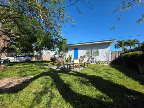 811 NE 14th Court Fort Lauderdale FL 33304
