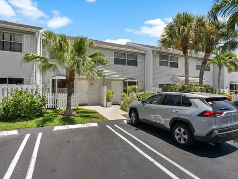 2685 NE 15th Street Pompano Beach FL 33062